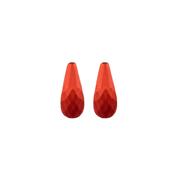 Coral, reconstructed, carmine red, teardrop, faceted, 15 x 8 mm