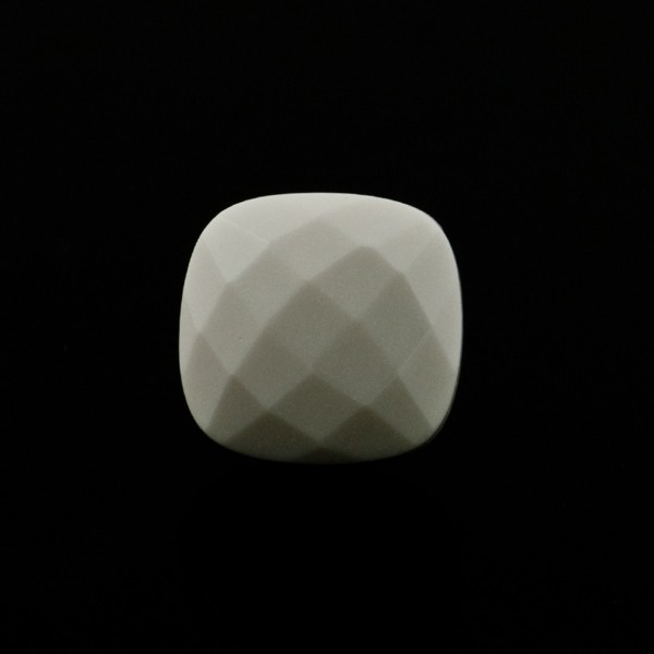 008870_Cacholong_9x9mm